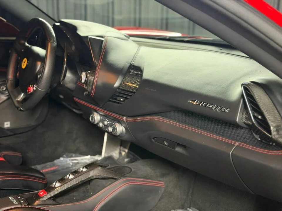 2016 Ferrari 488 GTB - Image 30 of 30