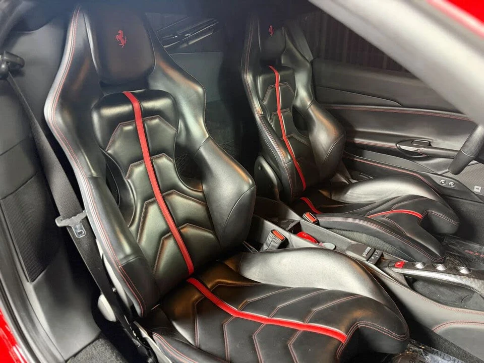 2016 Ferrari 488 GTB - Image 28 of 30