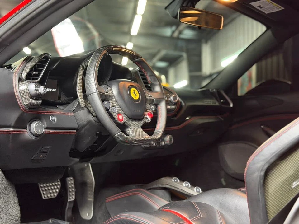 2016 Ferrari 488 GTB - Image 24 of 30