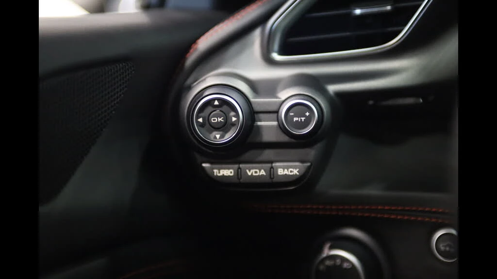 2016 Ferrari 488 GTB - Image 19 of 31