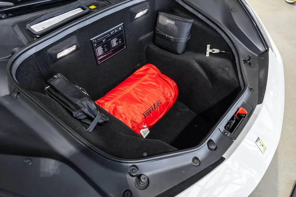 2016 Ferrari 488 GTB - Image 21 of 31