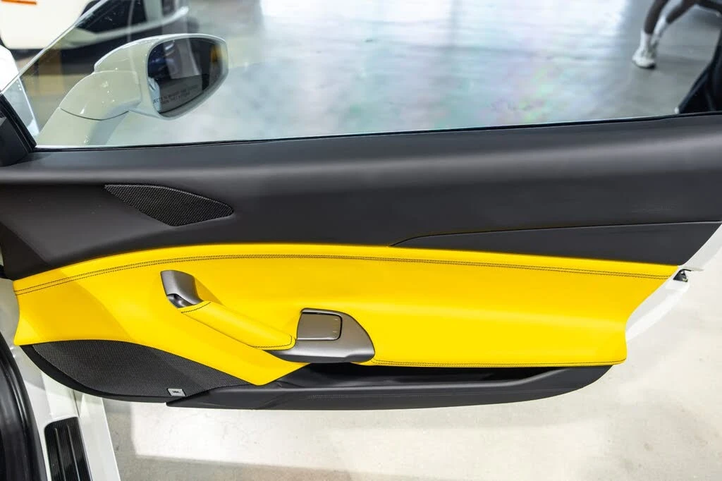 2016 Ferrari 488 GTB - Image 29 of 31