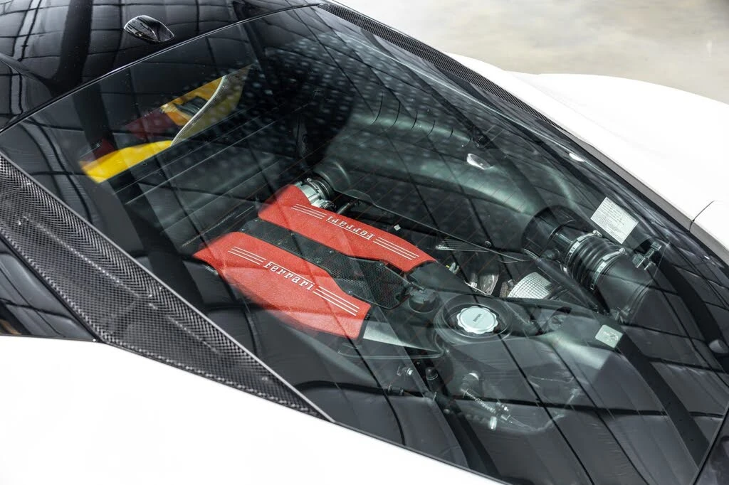 2016 Ferrari 488 GTB - Image 19 of 31