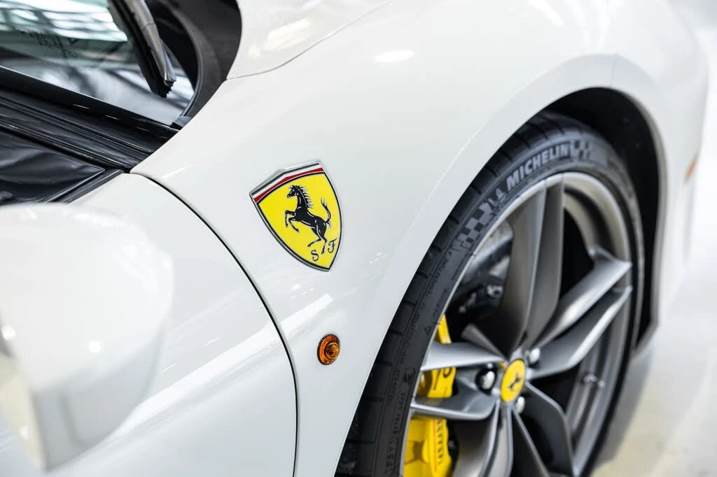 2016 Ferrari 488 GTB - Image 18 of 31