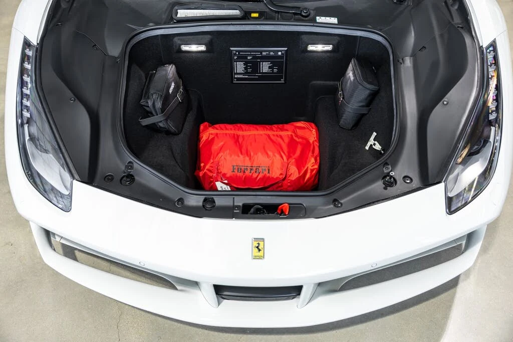 2016 Ferrari 488 GTB - Image 20 of 31