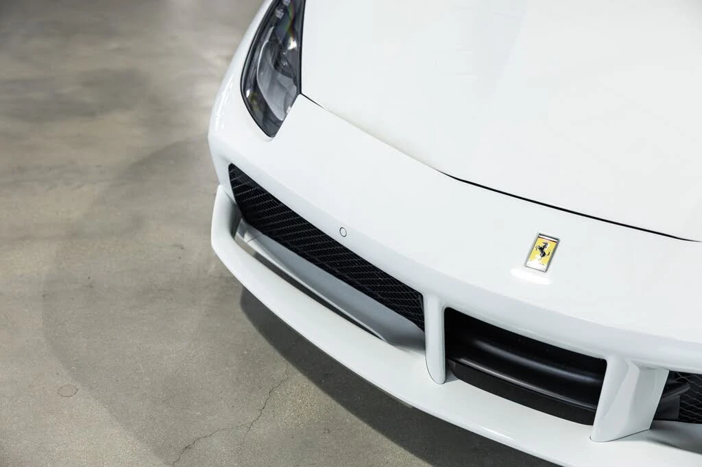 2016 Ferrari 488 GTB - Image 11 of 31