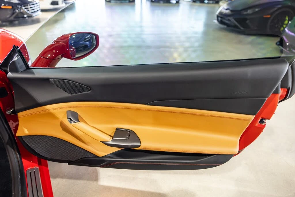 2016 Ferrari 488 GTB - Image 30 of 31