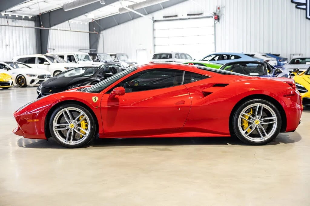 2016 Ferrari 488 GTB - Image 3 of 31