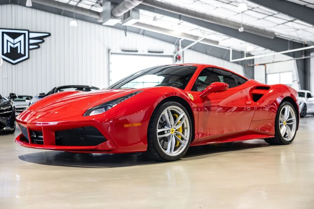 2016 Ferrari 488 GTB - Image 2 of 31