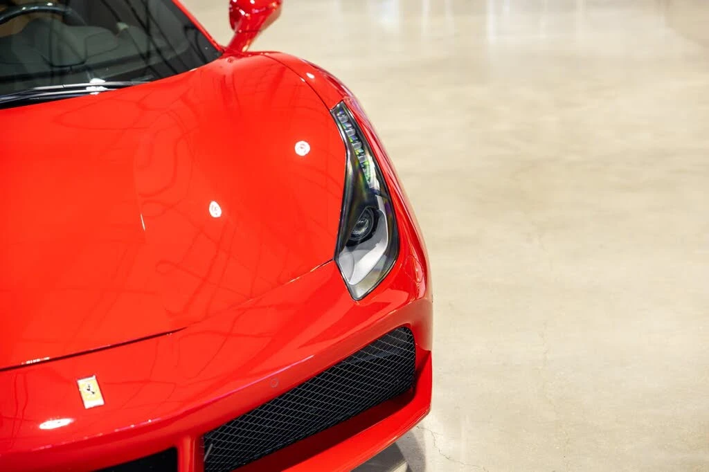 2016 Ferrari 488 GTB - Image 10 of 31