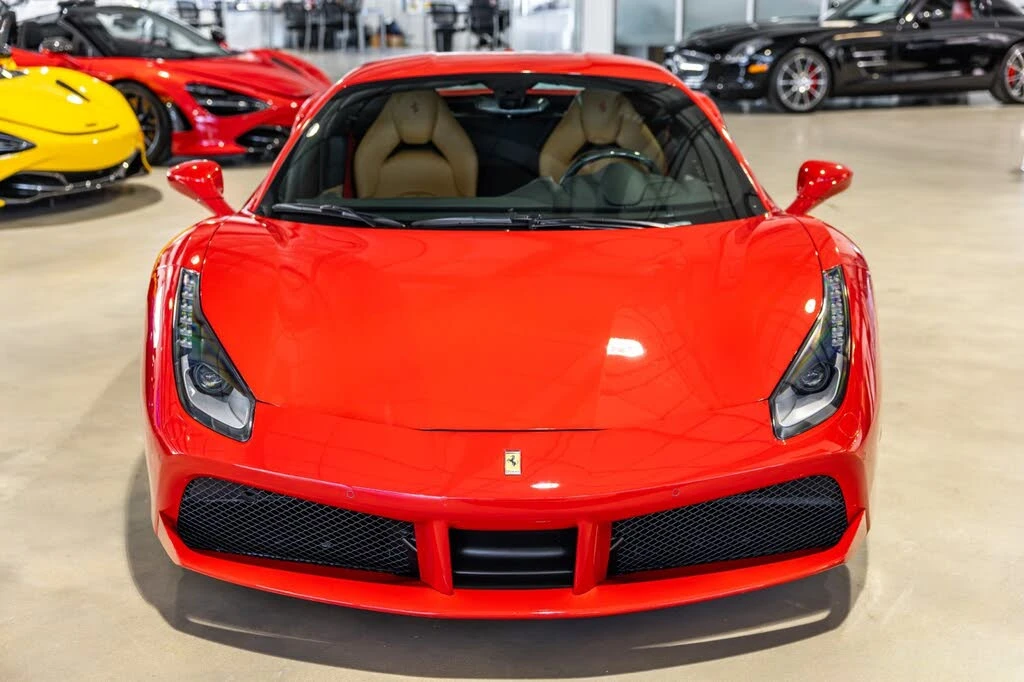 2016 Ferrari 488 GTB - Image 9 of 31