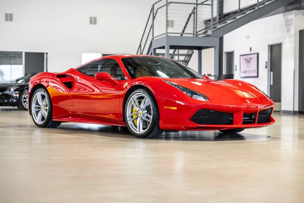 2016 Ferrari 488 GTB - Image 8 of 31