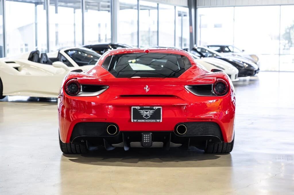 2016 Ferrari 488 GTB - Image 5 of 31