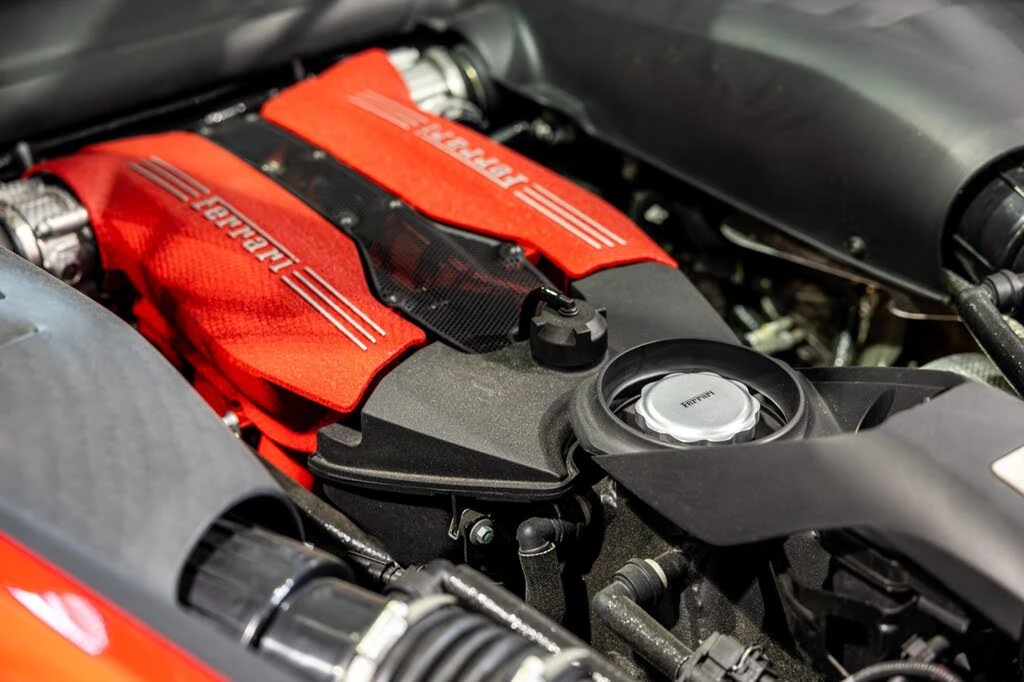 2016 Ferrari 488 GTB - Image 28 of 31