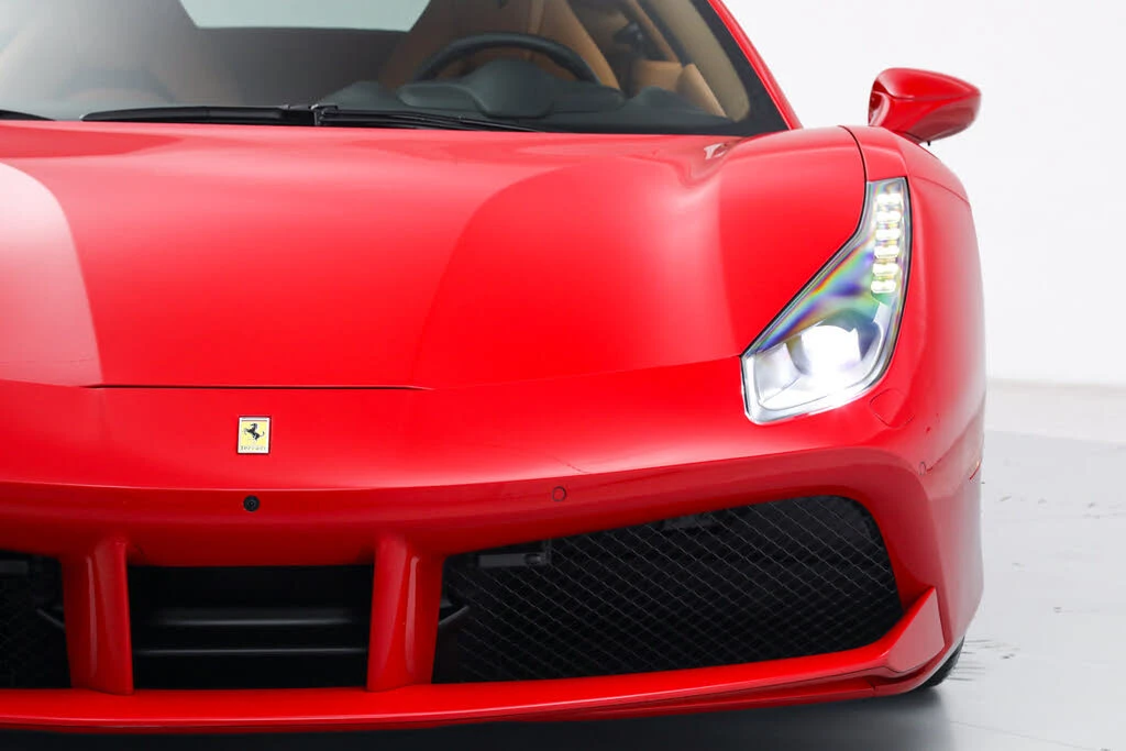 2016 Ferrari 488 GTB - Image 13 of 31