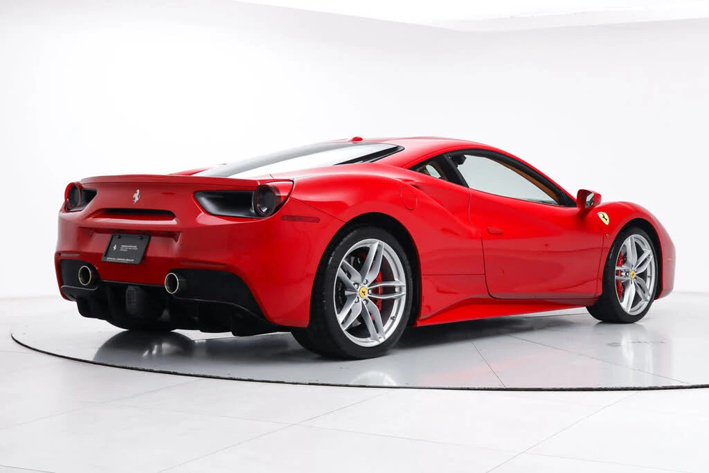 2016 Ferrari 488 GTB - Image 3 of 31