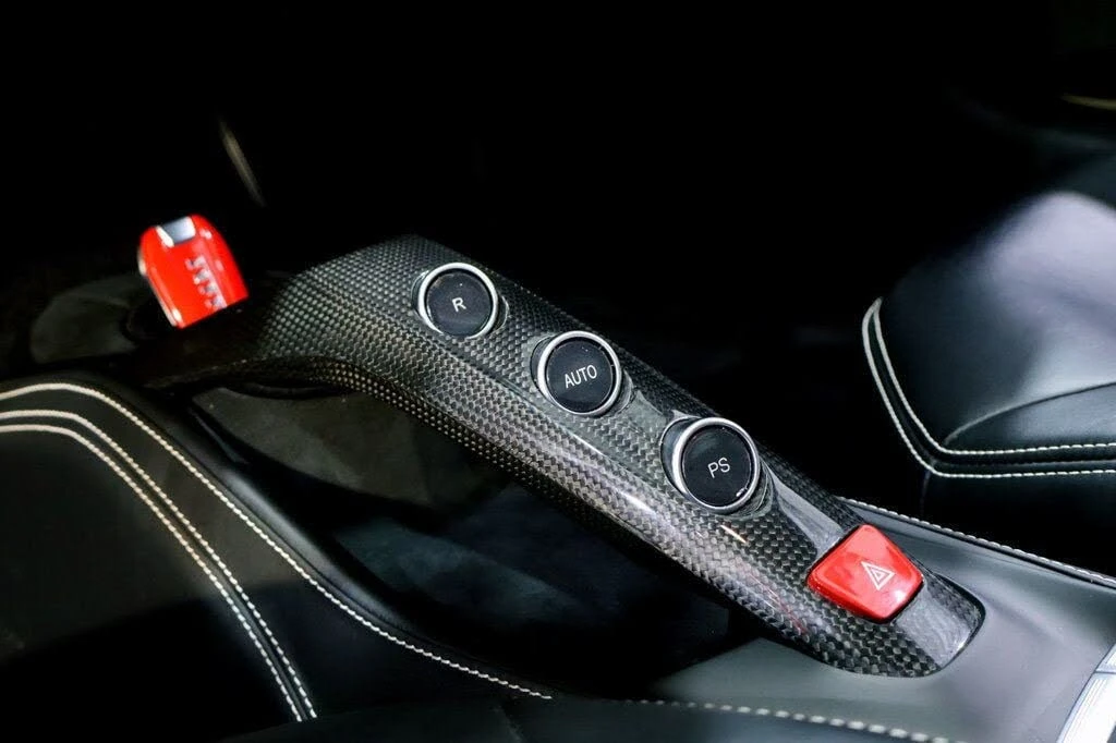 2016 Ferrari 488 GTB - Image 30 of 31