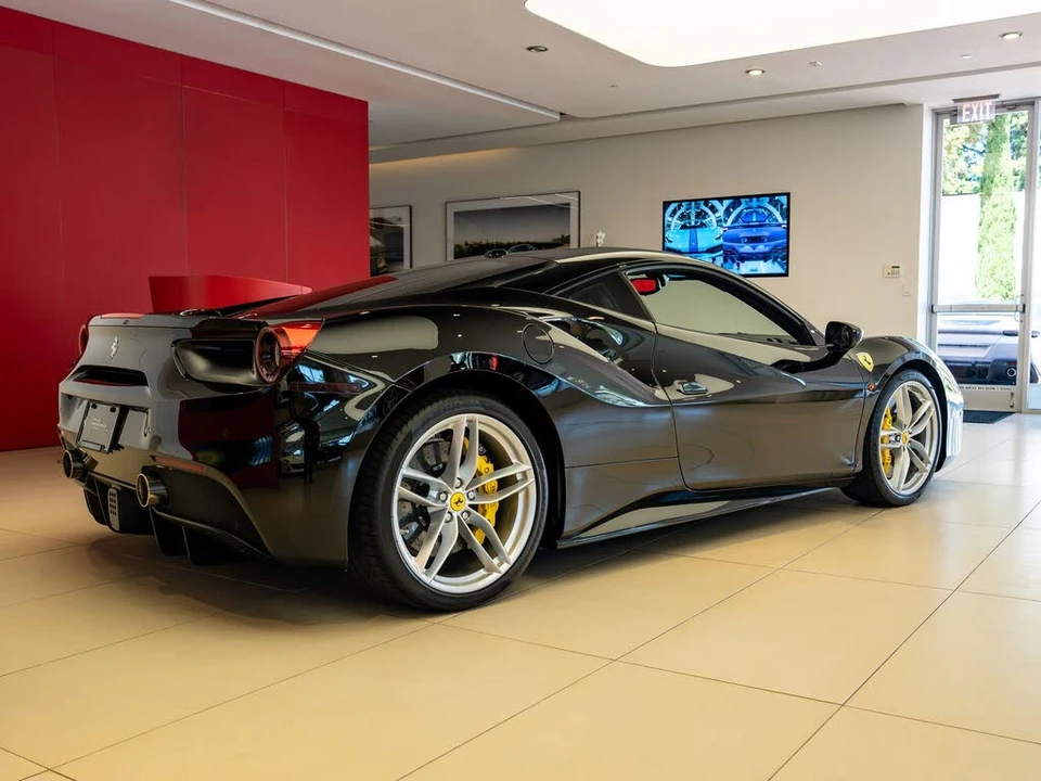 2016 Ferrari 488 GTB - Image 6 of 27