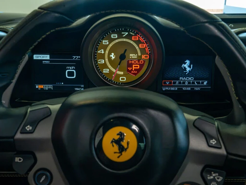 2016 Ferrari 488 GTB - Image 13 of 27