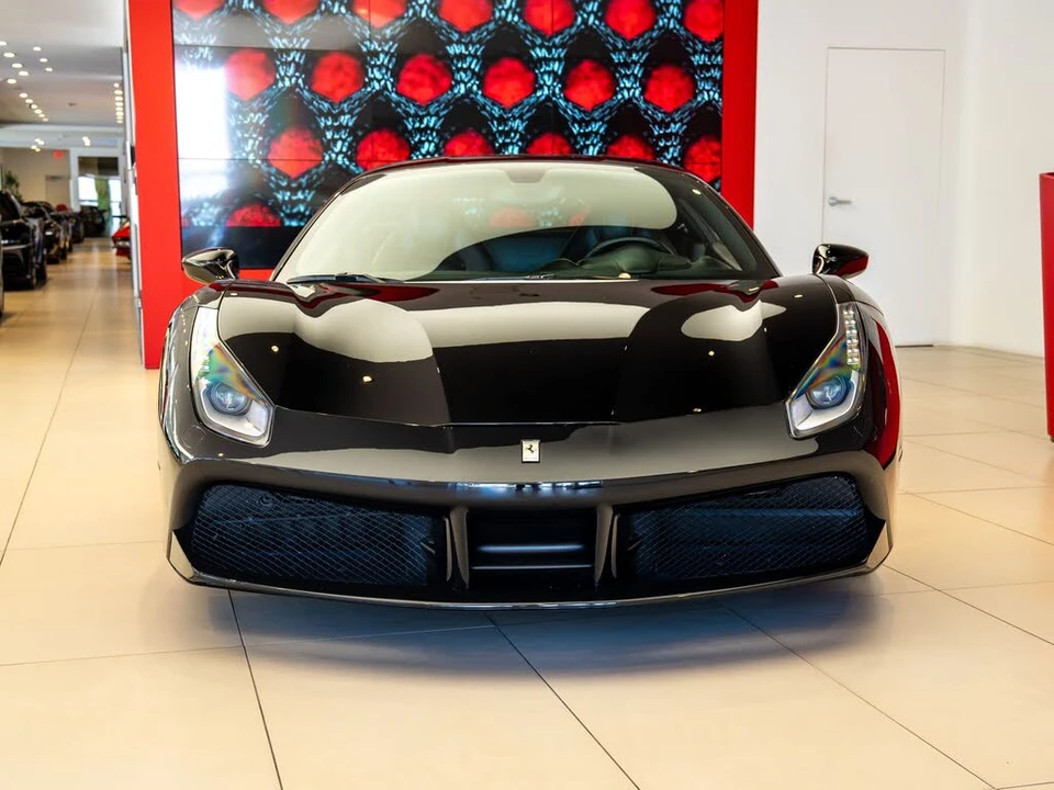2016 Ferrari 488 GTB - Image 2 of 27