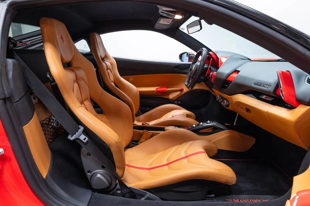2016 Ferrari 488 GTB - Image 31 of 31