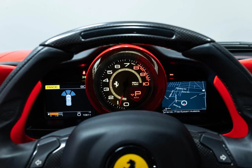 2016 Ferrari 488 GTB - Image 13 of 31
