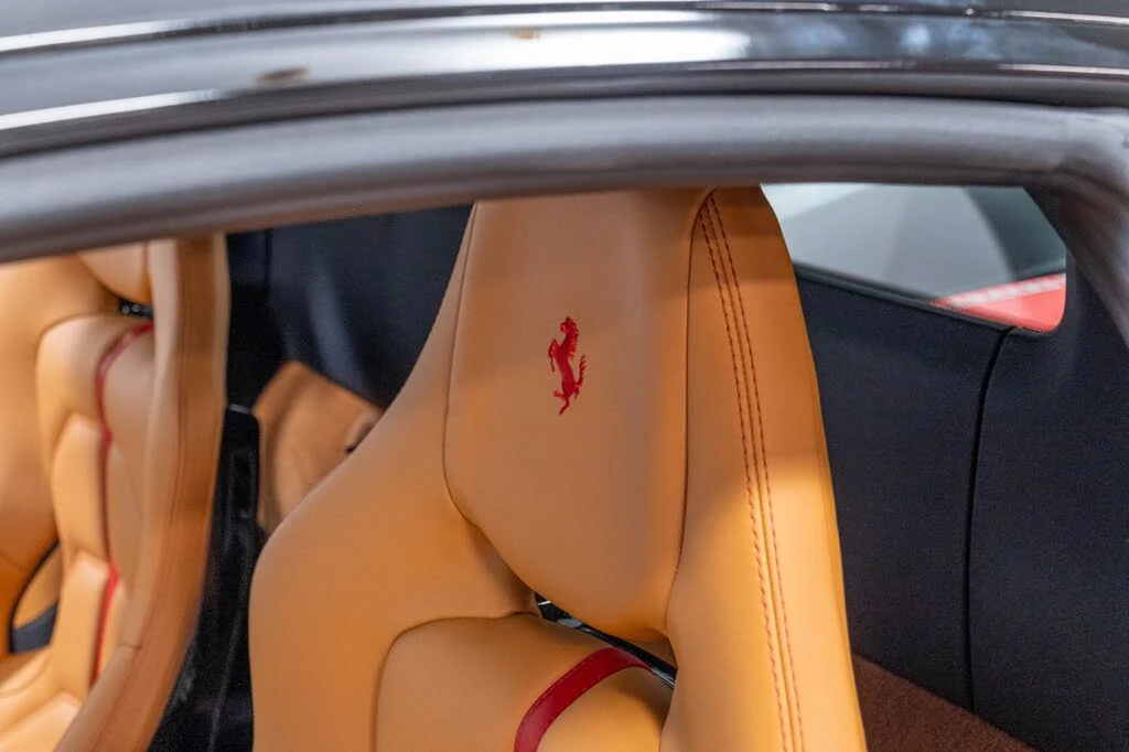 2016 Ferrari 488 GTB - Image 8 of 31
