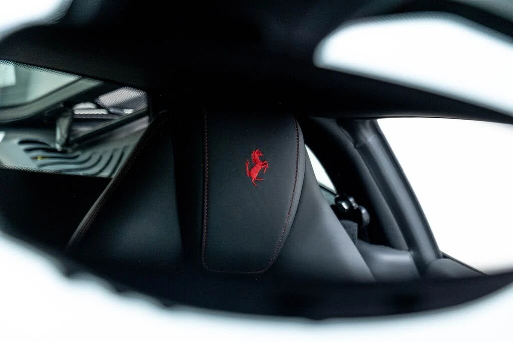 2016 Ferrari 488 GTB - Image 16 of 31