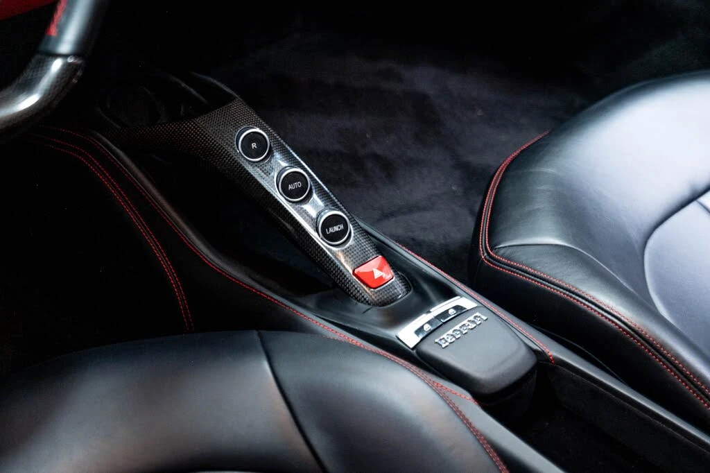 2016 Ferrari 488 GTB - Image 13 of 31