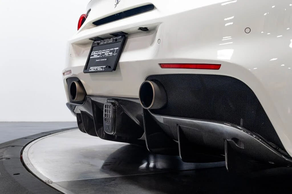 2016 Ferrari 488 GTB - Image 19 of 31