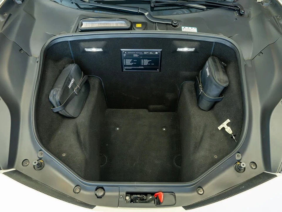 2016 Ferrari 488 GTB - Image 22 of 27