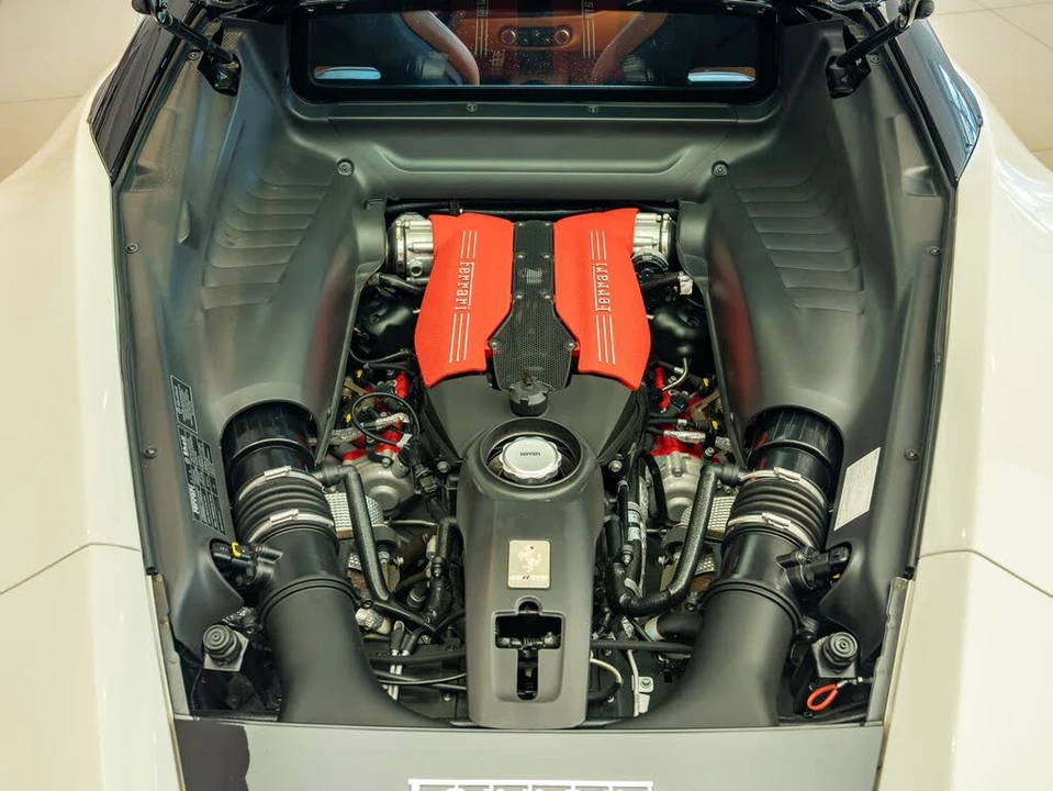 2016 Ferrari 488 GTB - Image 23 of 27