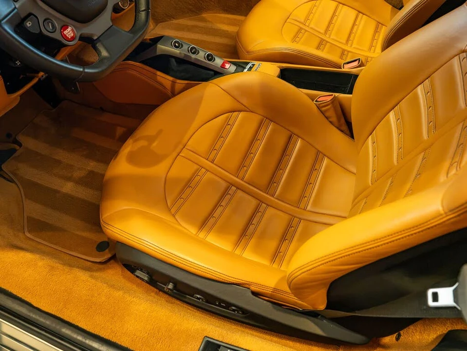 2016 Ferrari 488 GTB - Image 12 of 27
