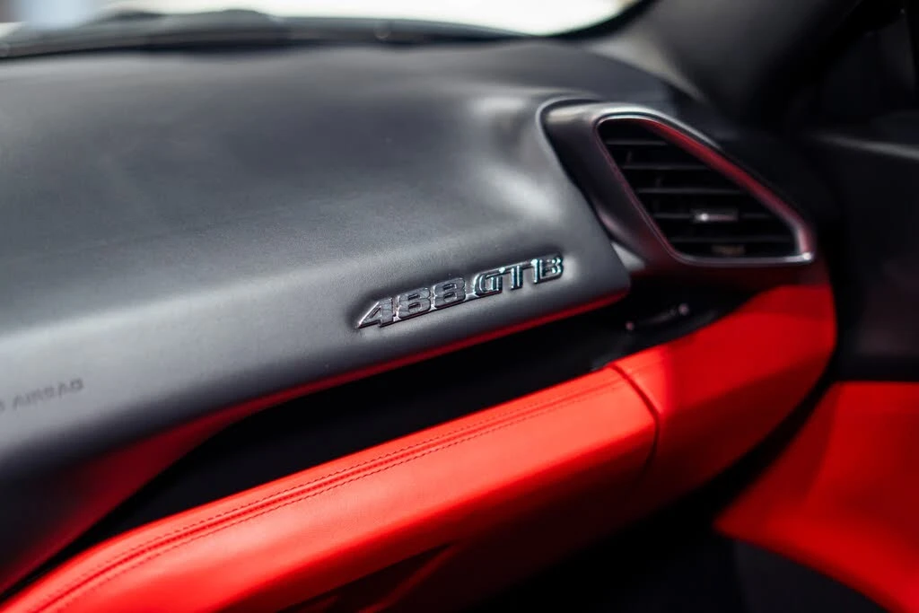 2016 Ferrari 488 GTB - Image 20 of 31