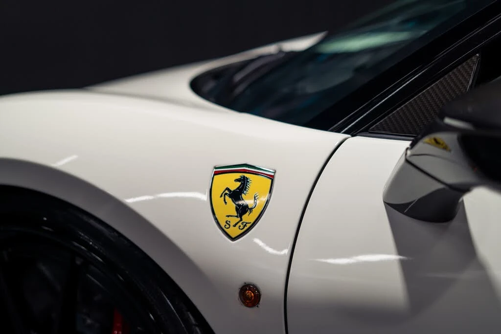 2016 Ferrari 488 GTB - Image 13 of 31