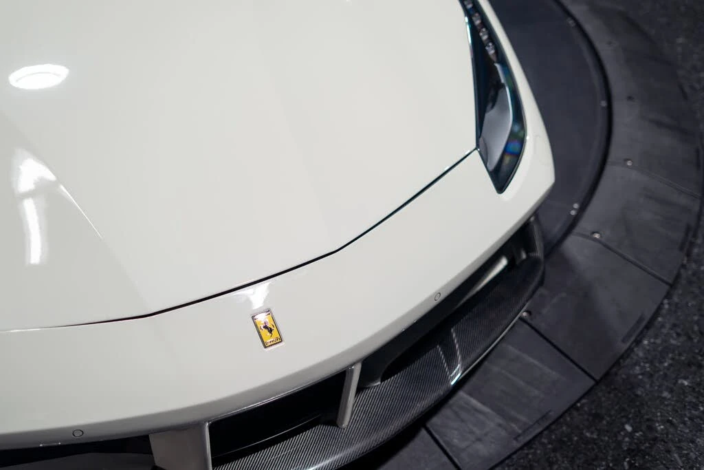 2016 Ferrari 488 GTB - Image 16 of 31