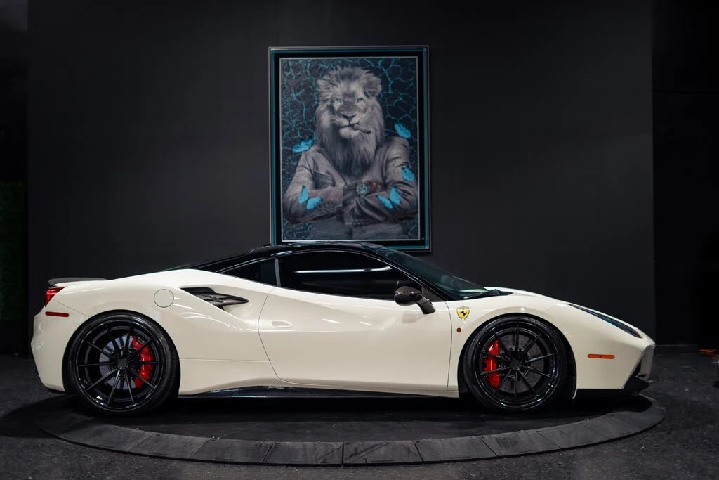 2016 Ferrari 488 GTB - Image 24 of 31