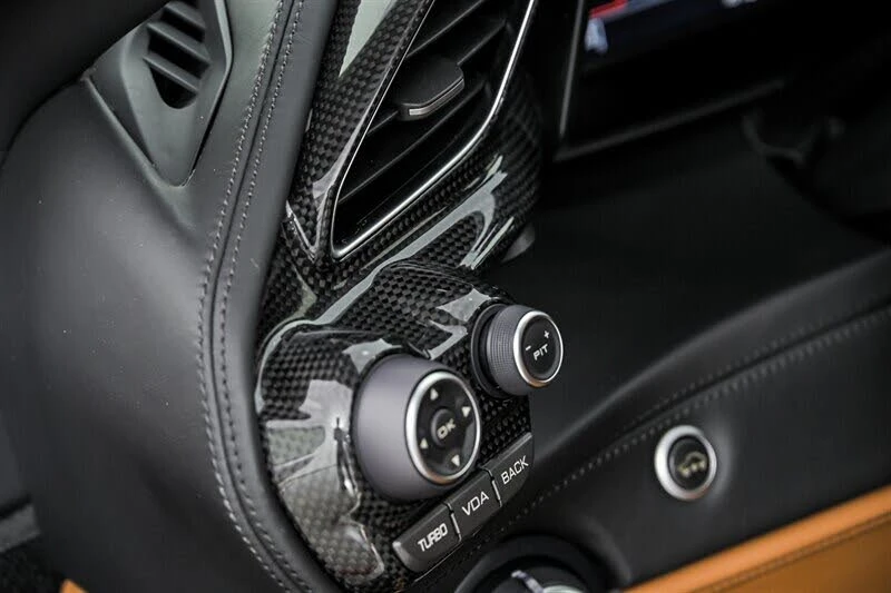 2016 Ferrari 488 GTB - Image 29 of 31