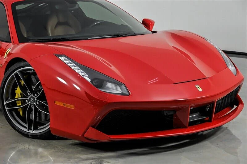 2016 Ferrari 488 GTB - Image 2 of 31