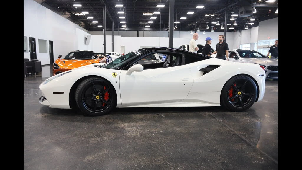 2016 Ferrari 488 GTB - Image 10 of 31