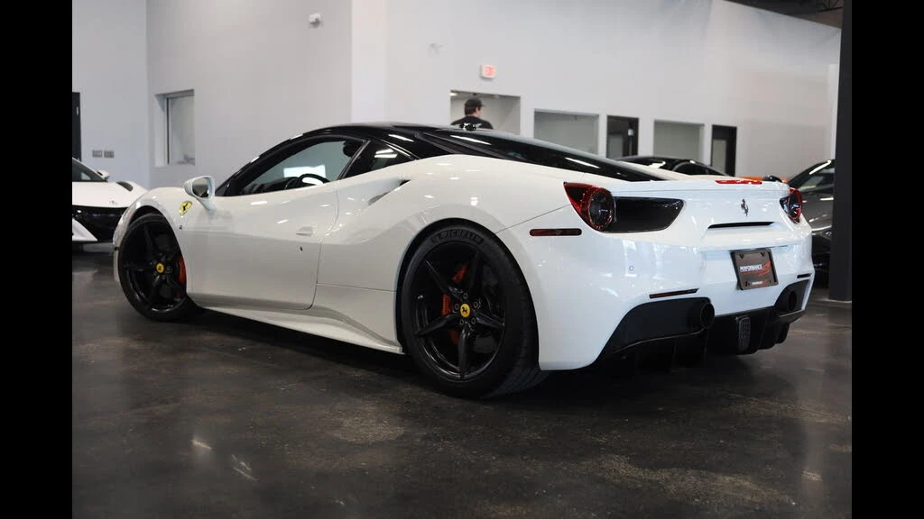 2016 Ferrari 488 GTB - Image 6 of 31