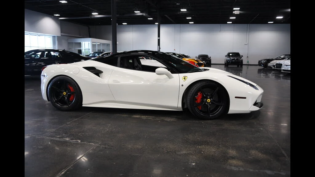 2016 Ferrari 488 GTB - Image 9 of 31