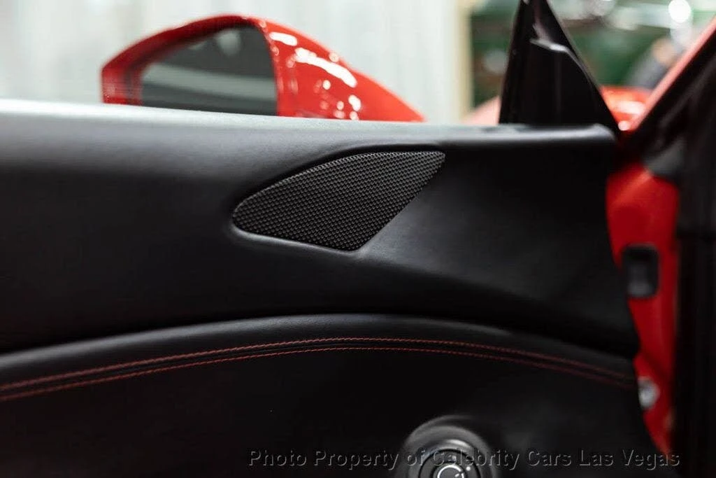 2016 Ferrari 488 GTB - Image 31 of 31