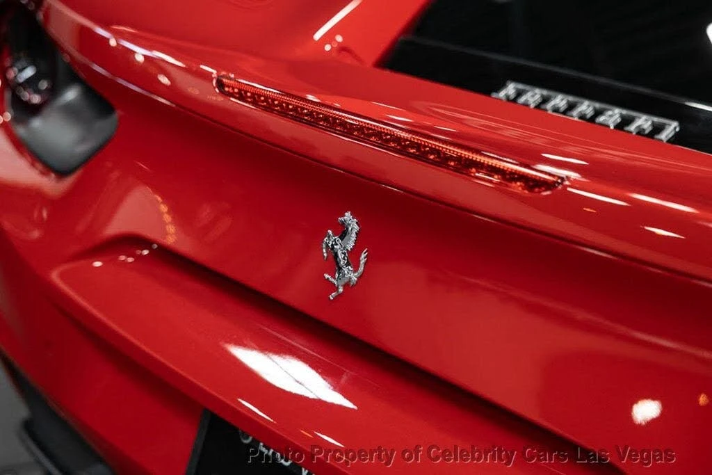 2016 Ferrari 488 GTB - Image 17 of 31