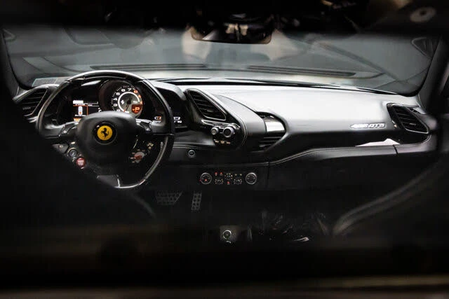 2016 Ferrari 488 GTB - Image 3 of 16