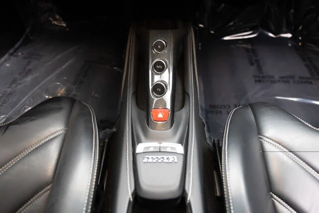 2016 Ferrari 488 GTB - Image 9 of 16