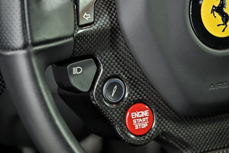2016 Ferrari 488 GTB - Image 23 of 31