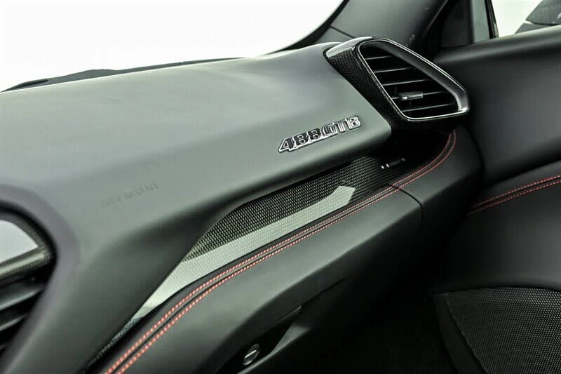 2016 Ferrari 488 GTB - Image 31 of 31