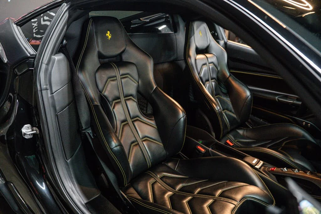 2016 Ferrari 488 GTB - Image 11 of 25