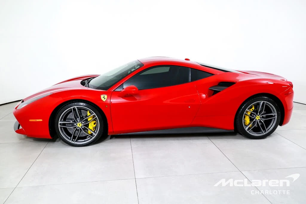 2016 Ferrari 488 GTB - Image 5 of 31